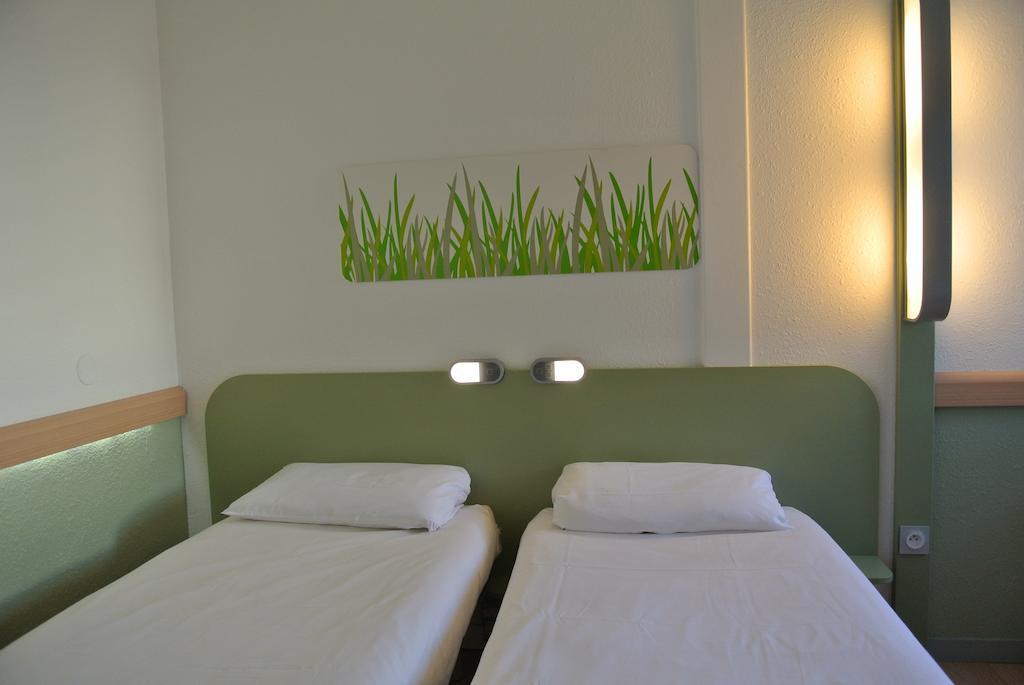Ibis Budget Chambery Sud Challes Les Eaux Dış mekan fotoğraf