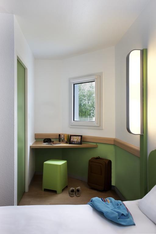 Ibis Budget Chambery Sud Challes Les Eaux Dış mekan fotoğraf
